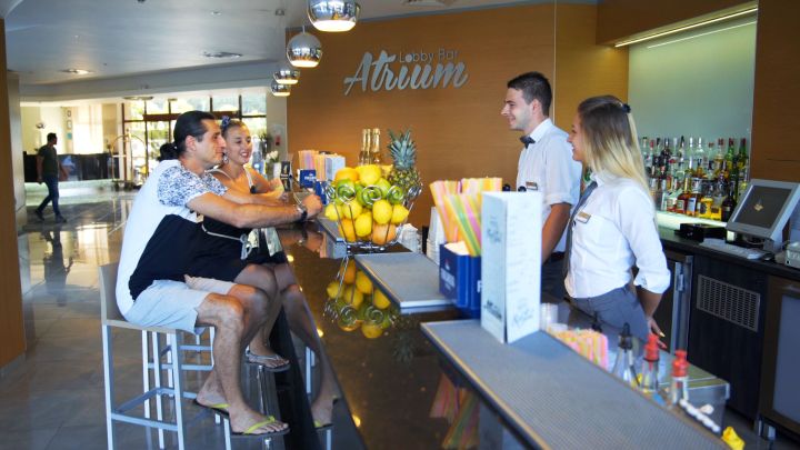 Lobby Bar “Atrium”